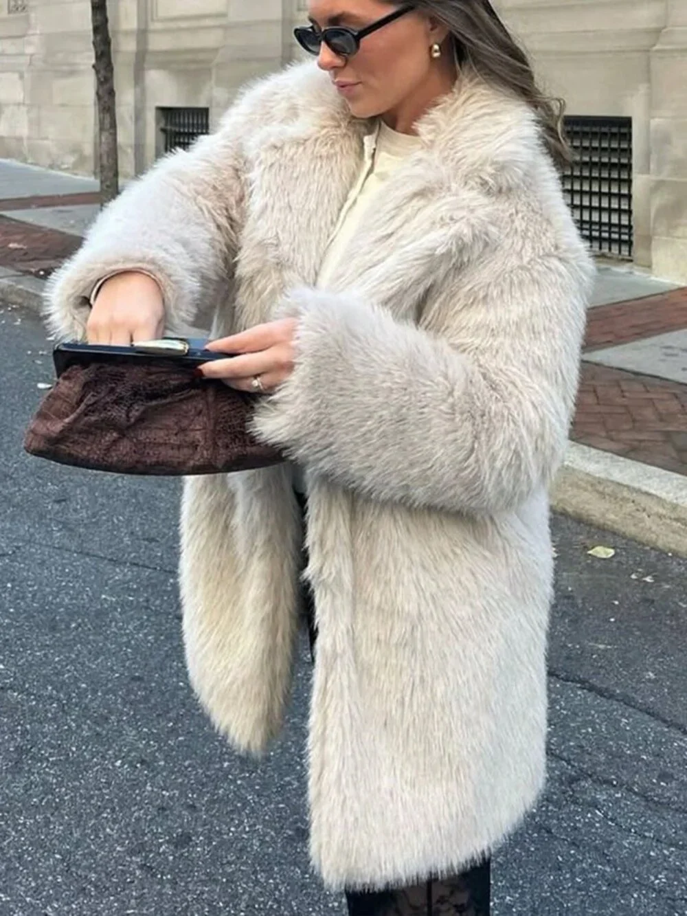Beige womens Oversize Faux Fur teddy Coat - Picture 8 of 9